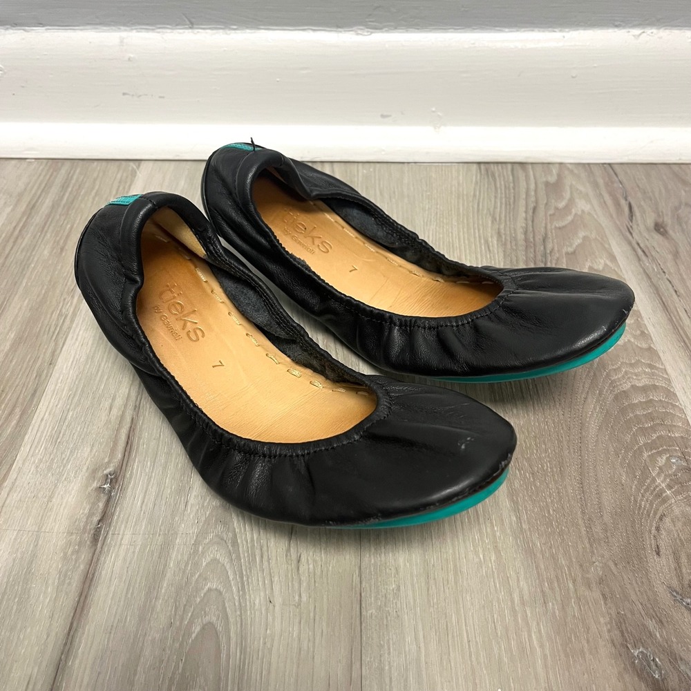 Tieks Flats Women's 7 Matte Black Leather Foldable Ballet